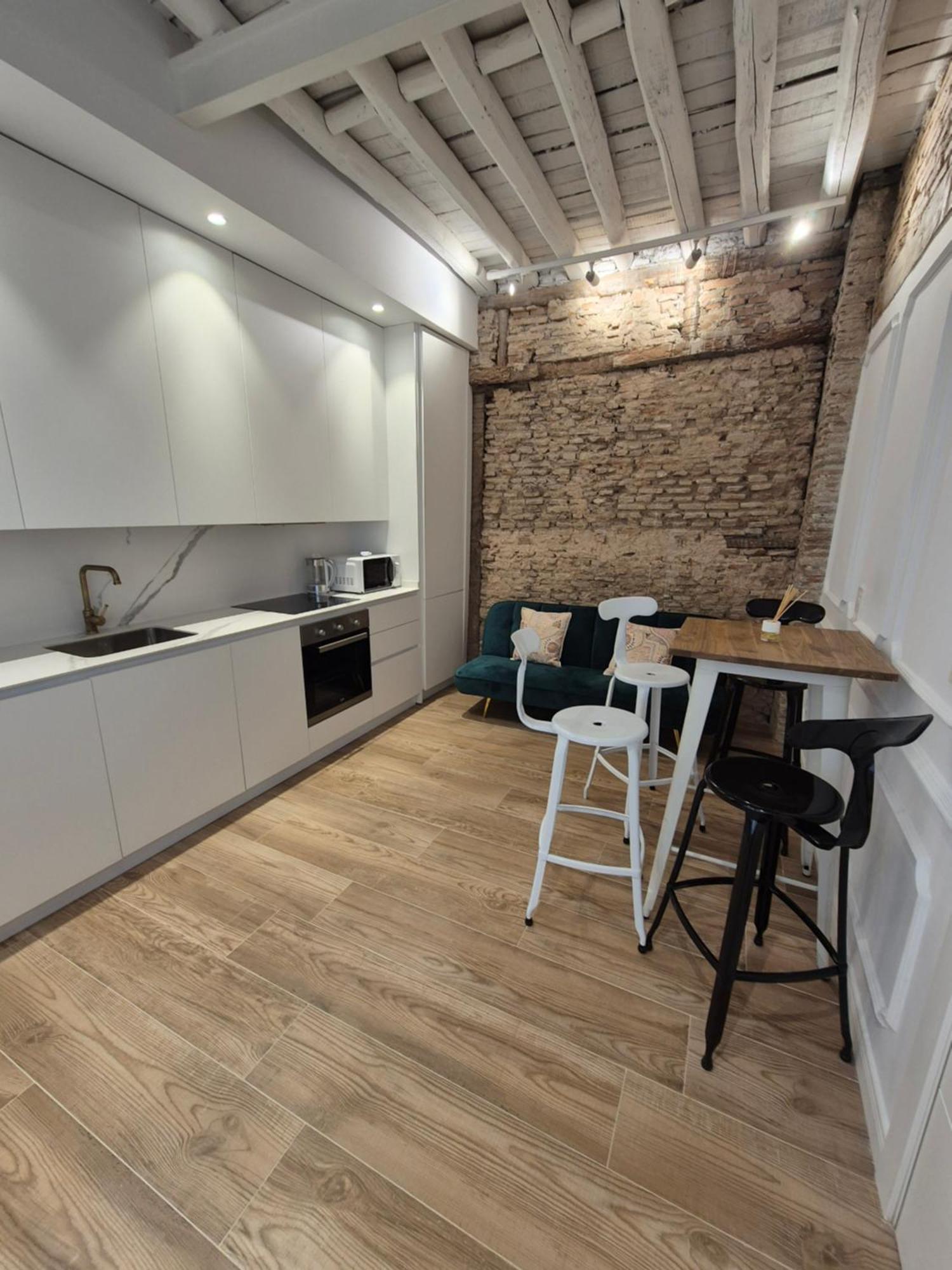 Hermosos Apartamentos En Pleno Centro غرناطة المظهر الخارجي الصورة