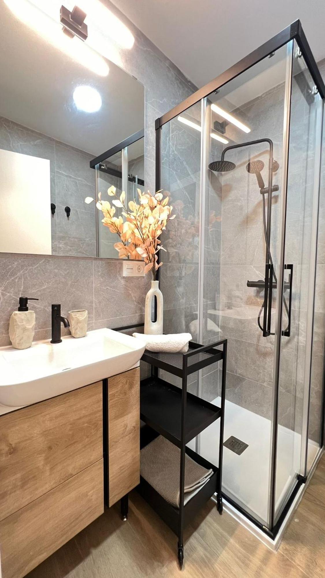 Hermosos Apartamentos En Pleno Centro غرناطة المظهر الخارجي الصورة