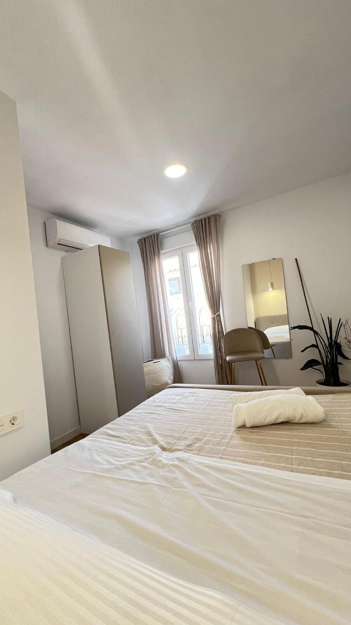 Hermosos Apartamentos En Pleno Centro غرناطة المظهر الخارجي الصورة