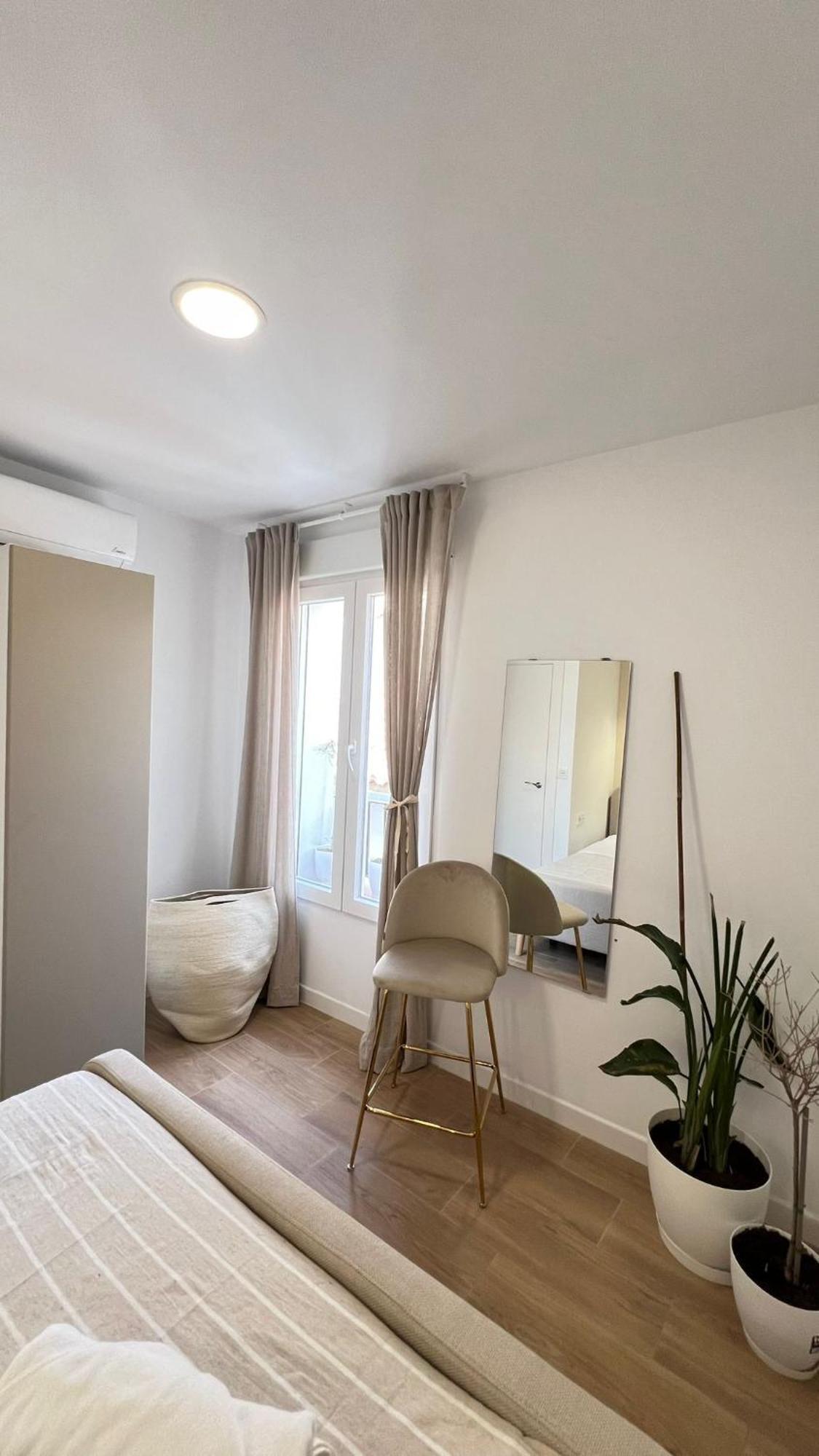 Hermosos Apartamentos En Pleno Centro غرناطة المظهر الخارجي الصورة