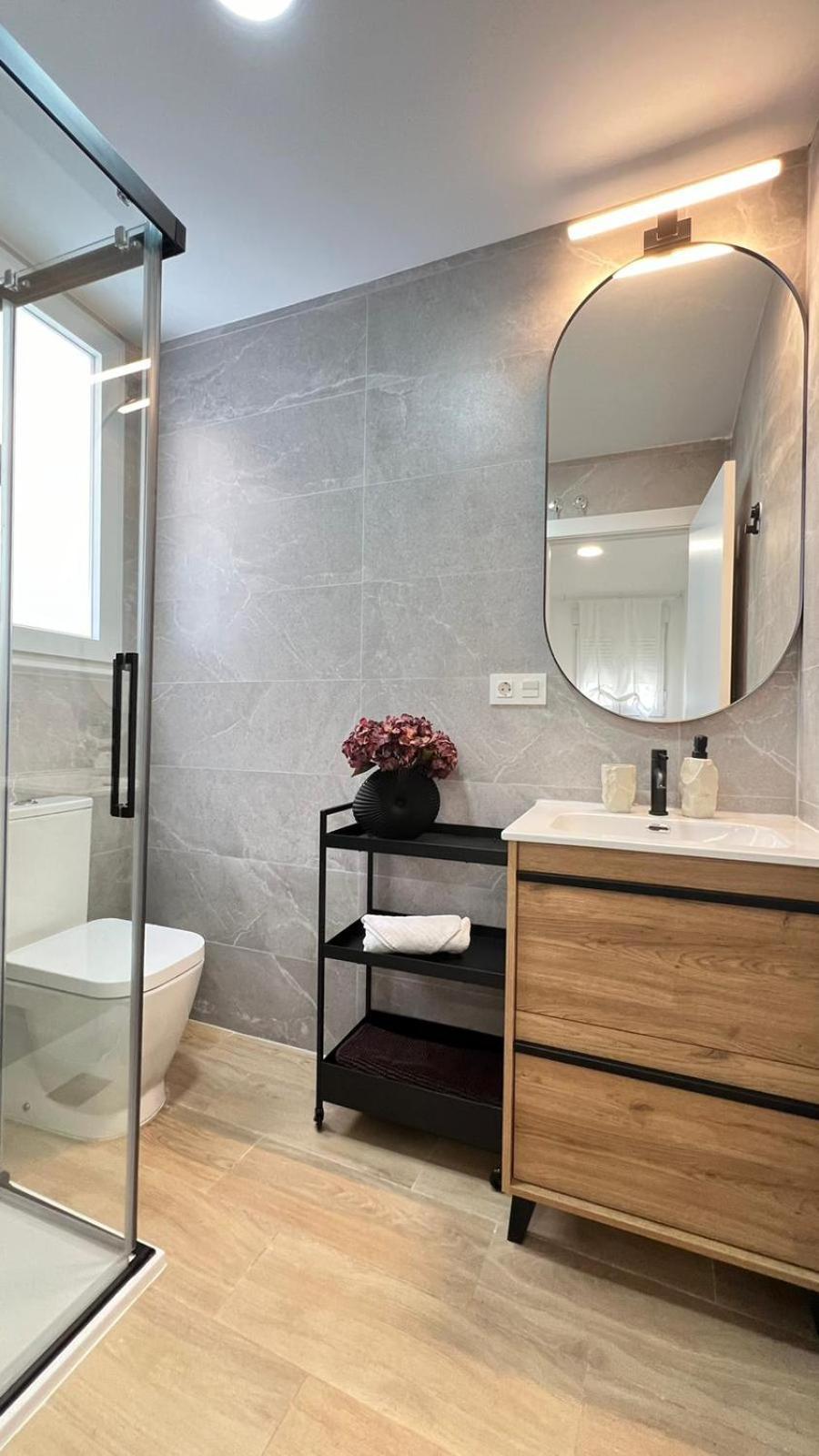 Hermosos Apartamentos En Pleno Centro غرناطة المظهر الخارجي الصورة