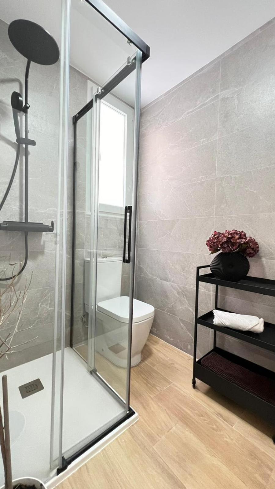 Hermosos Apartamentos En Pleno Centro غرناطة المظهر الخارجي الصورة