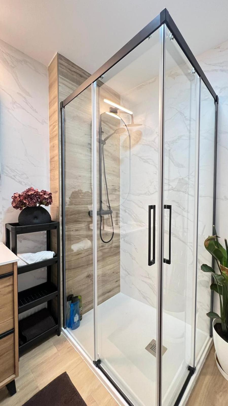 Hermosos Apartamentos En Pleno Centro غرناطة المظهر الخارجي الصورة